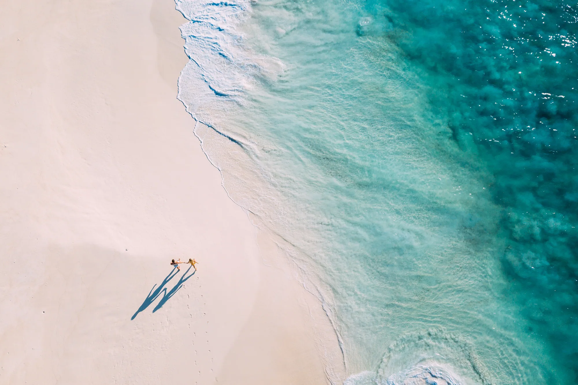 West Beach aus der Luft mit weissem Sand und Granitfelsen